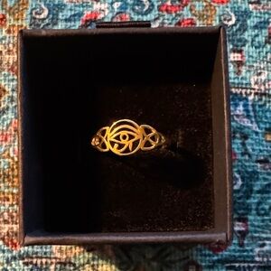 Gold Plated Stainless Steel Celtic Egyptian Eye Knot Ring - NEW (7)